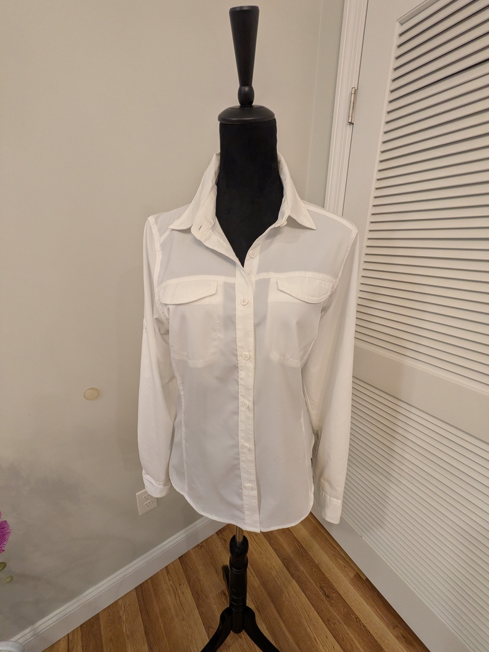 Columbia Omni - Shade Sun Protection Classic White Button-Down Blouse Size M New